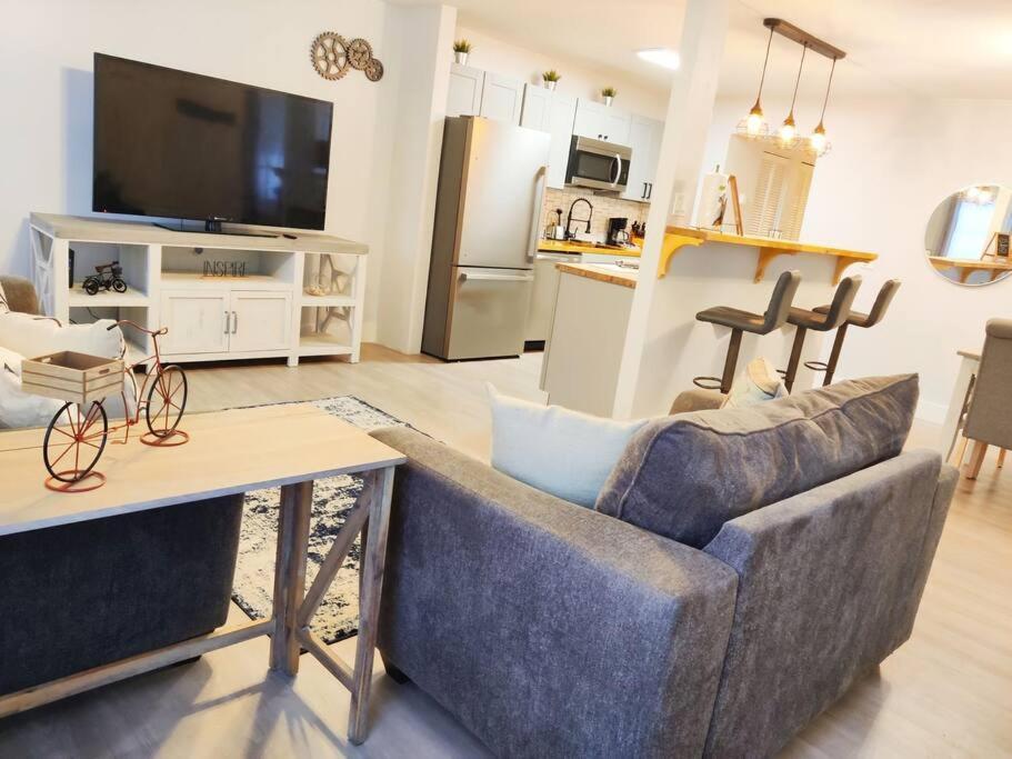 Venice Beach Within 5 Min Drive, Near The Tennis Courts And Park, Sleeps 5 Nokomis Exteriör bild