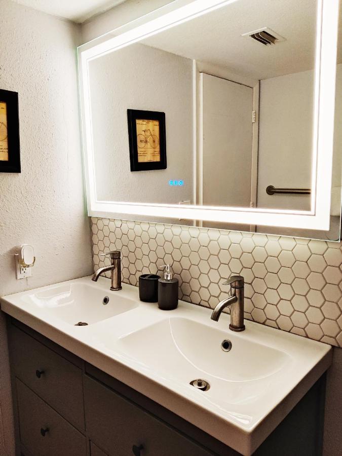 Venice Beach Within 5 Min Drive, Near The Tennis Courts And Park, Sleeps 5 Nokomis Exteriör bild